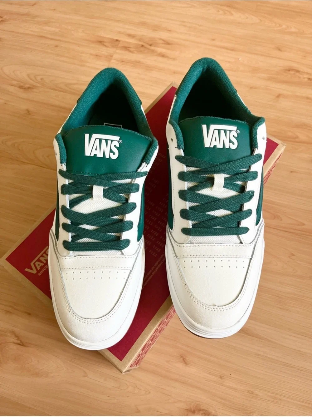 Vans Hylane Varsity White Green Mens 13.0 US